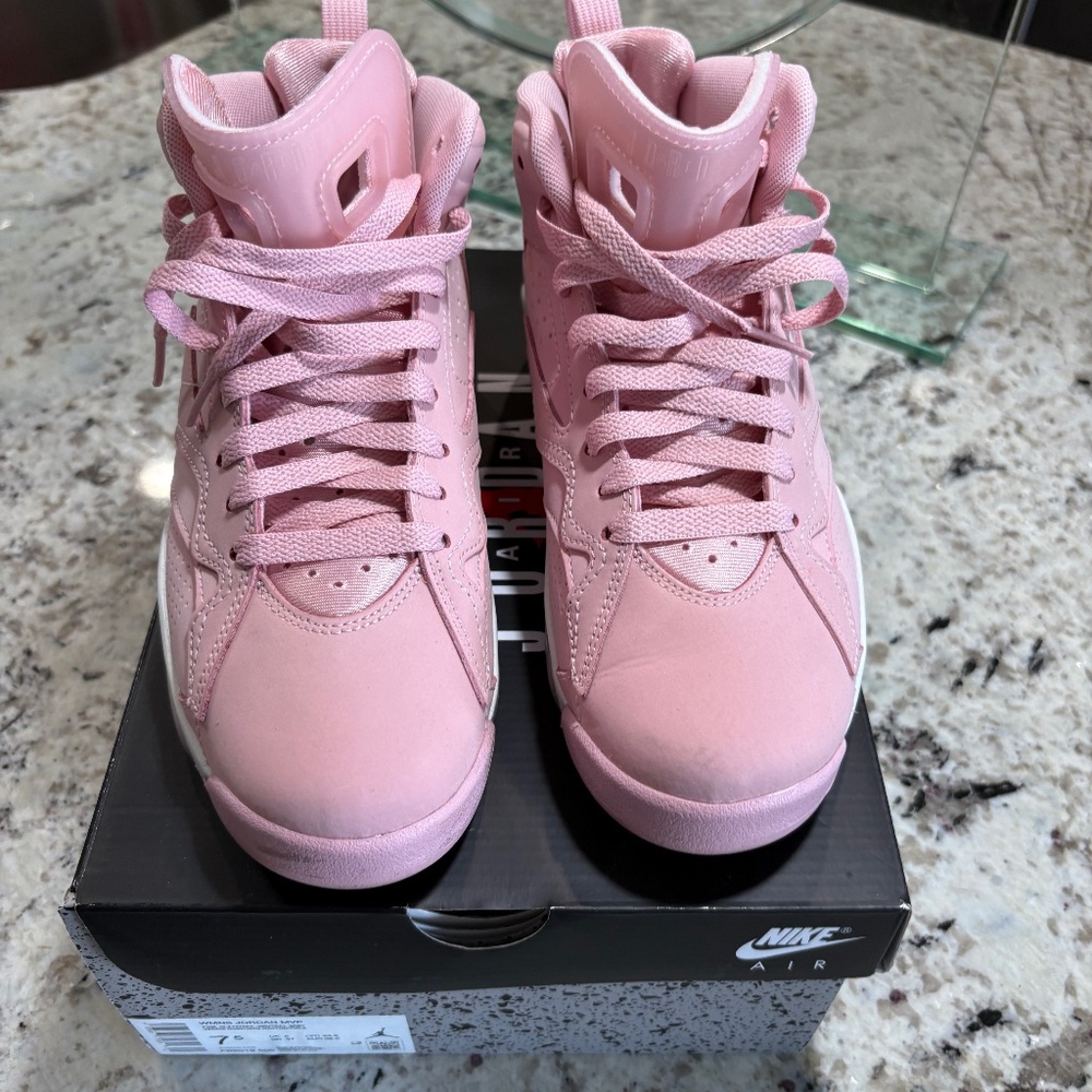 Pink Jordan’s